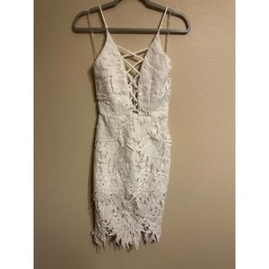 SOLD!!! NWT White Lace Dress, Size Small